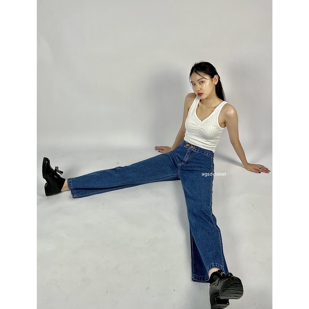 Wide Leg Jeans with two button in Dark