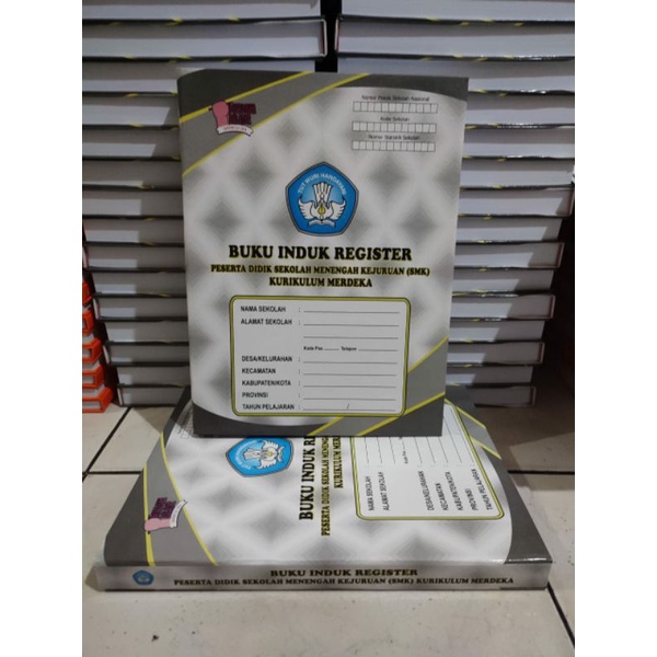 

BUKU INDUK REGISTER PESERTA DIDIK SEKOLAH MENENGAH KEJURUAN (SMK) KURIKULUM MERDEKA