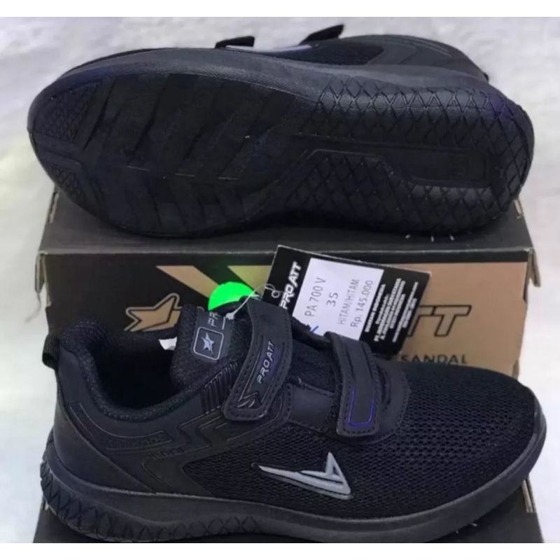 sepatu pro tt. relaris. enteng dan ringan bangat nyam sama kaki anak2