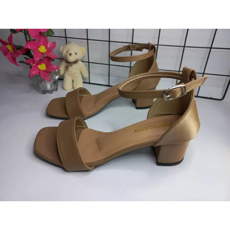 Cherry Collection Sandal Heels Dove Mangkuk Hak 5cm Sepatu Wanita