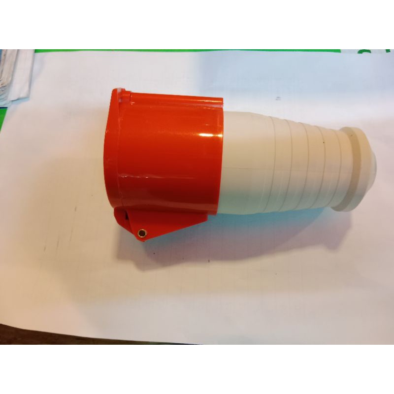 Mobile socket 3 phase 4 pin 32 ampere