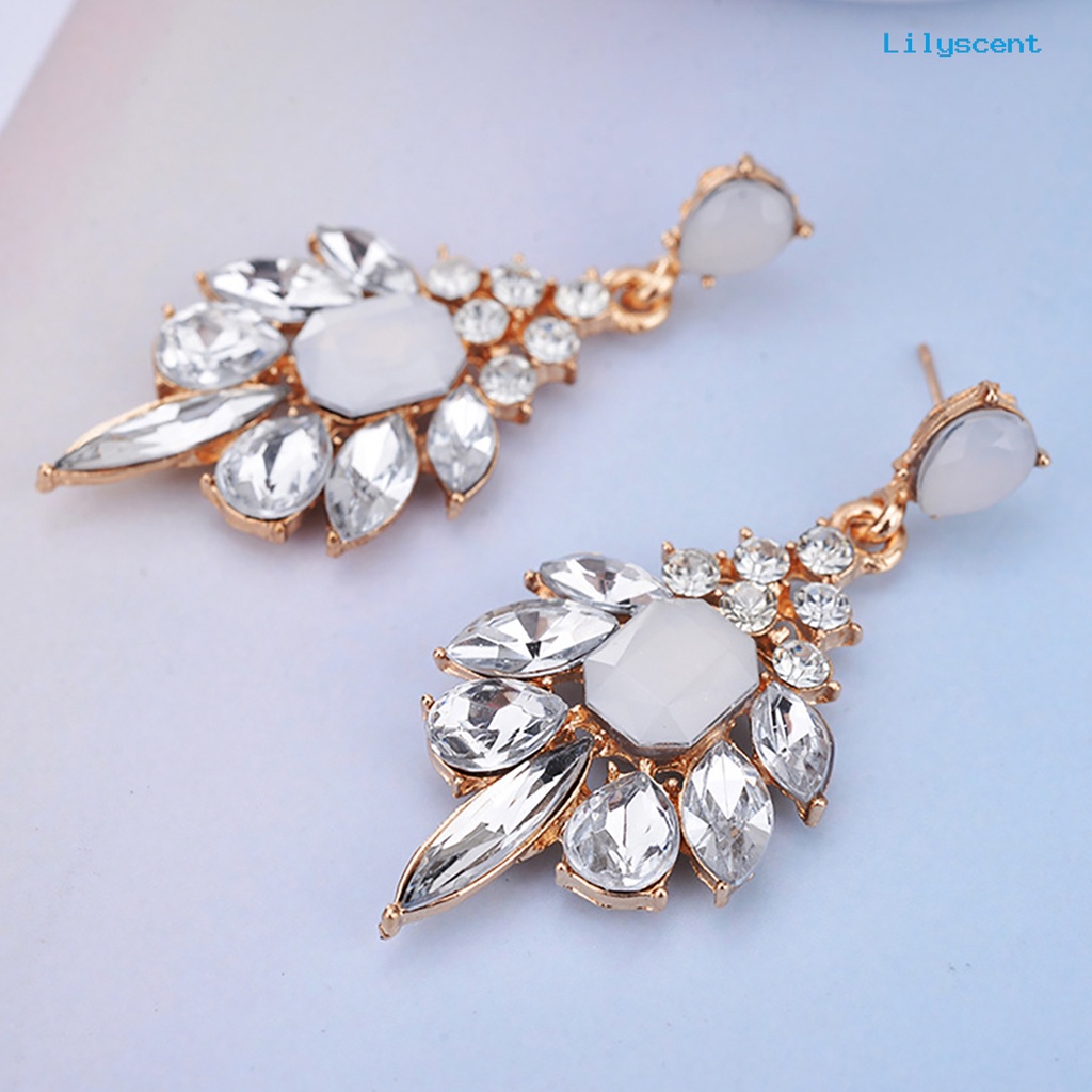 [LS] 1pasang Anting Giwang Bentuk Tetesan Air Menarik Bahan Alloy Wanita Gadis Ear Studs Untuk Pernikahan