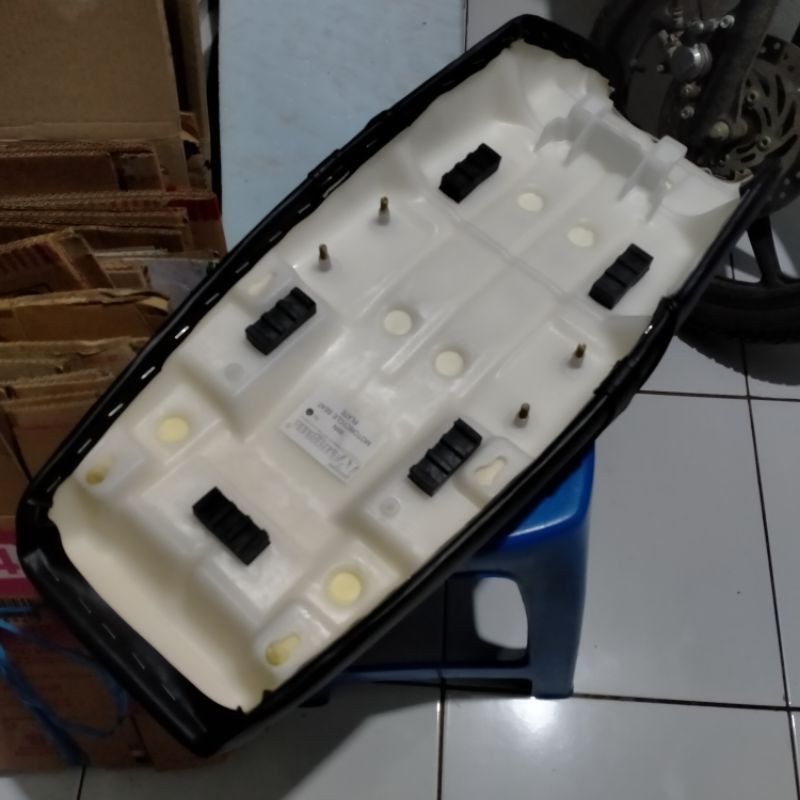 JOK HONDA WIN / KULIT JOK WIN ORI / JOK HONDA WIN 100