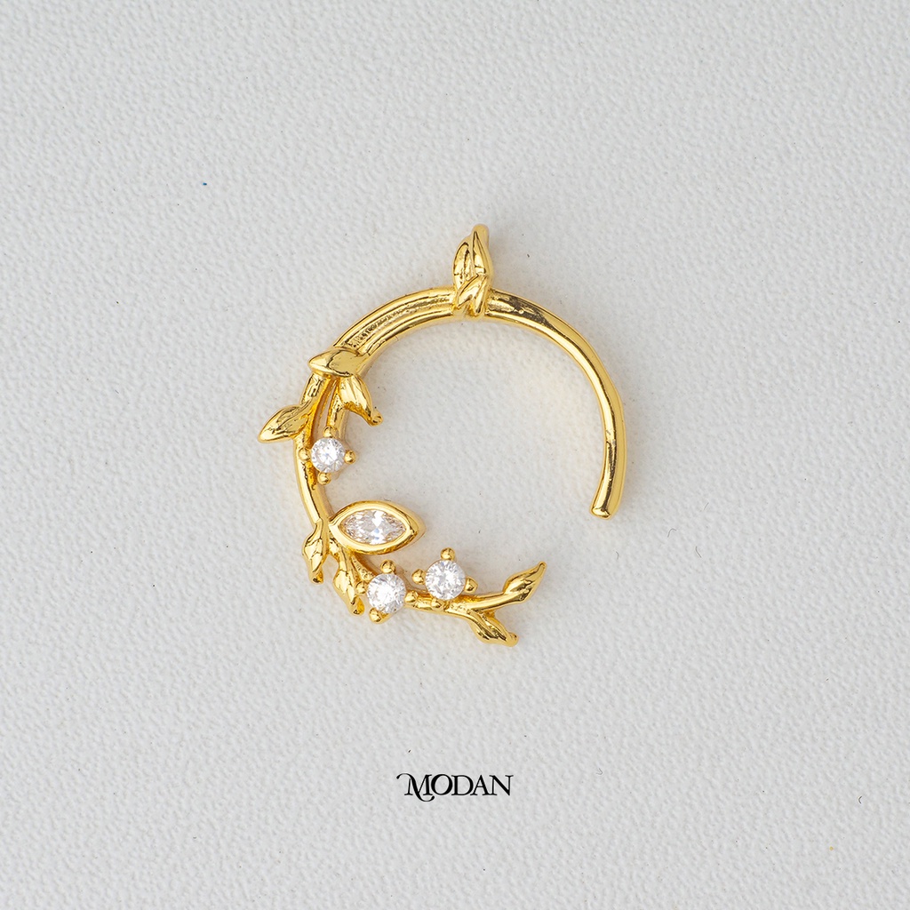 Modan - Simple Elegant Flower Leaf Wreath Charm