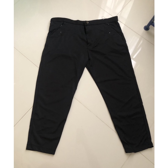 [Preloved] Celana hitam HuaLiXiang 5L celana kerja hitam wanita