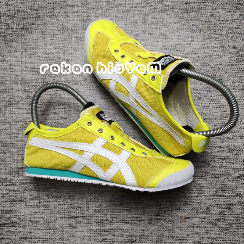 SALE Sepatu Fashion Sneakers Pria Wanita (2Pasang Bisa 1 Kg)