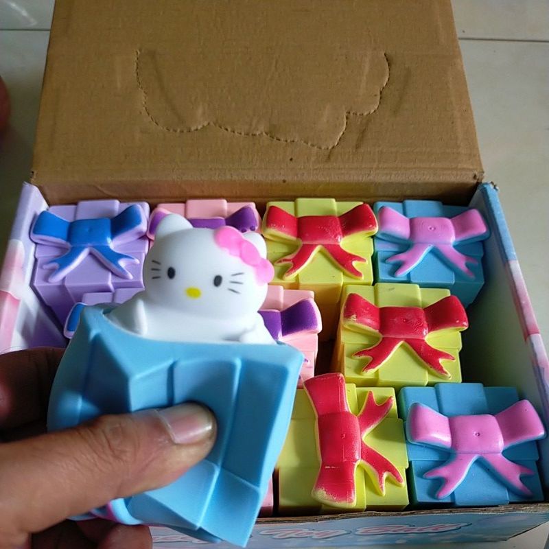 Squishy Magic Squirrel Cup