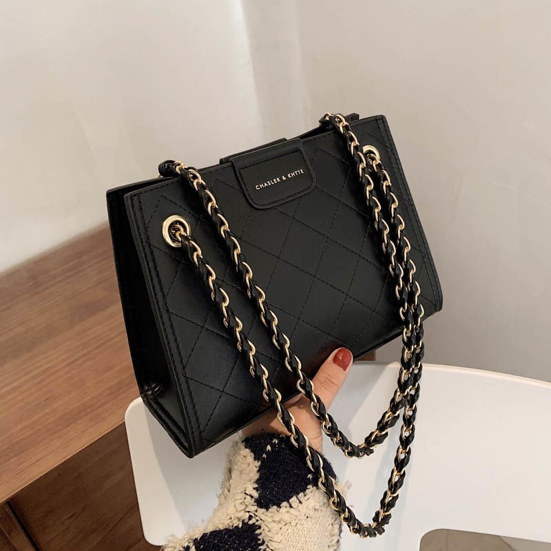 Red Tas wanita 2022 trendi baru musim gugur dan musim dingin desain khusus fashion all-match rantai belah ketupat berkapasitas besar tas Messenger satu bahu