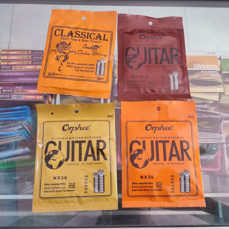 senar gitar akustik dan senar gitar klasik