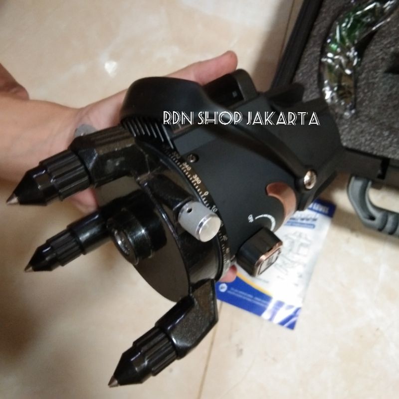 Alat ukur laser 5 line 3 D cahaya hijau - Laser level line system 3 D Beam