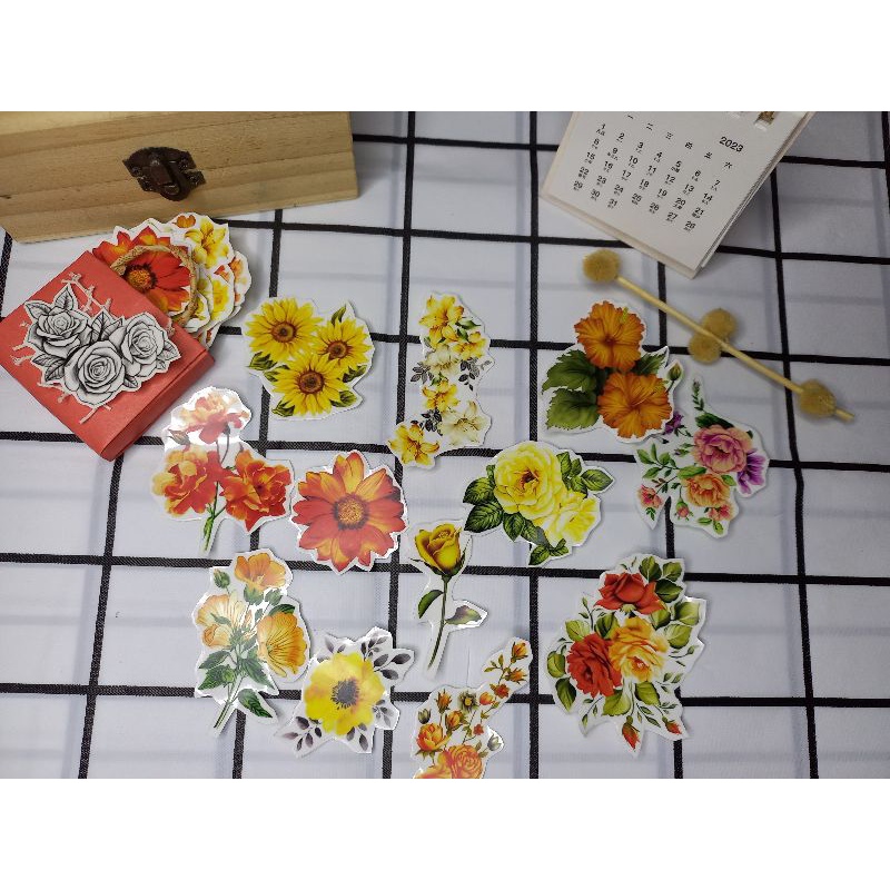 

Flower yellow kiss cut sticker transparan