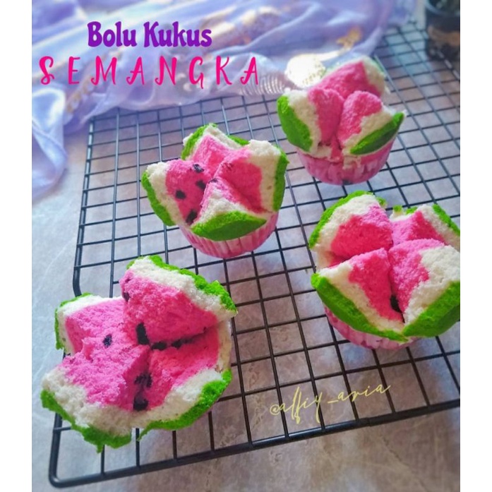 

Bolu roti kukus (12biji) mekar mekrok kue hantaran surabaya