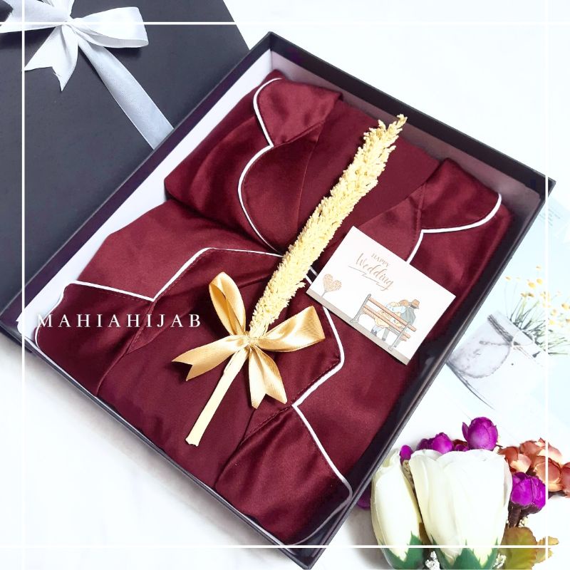 Hampers Wedding Piyama Satin Couple Hardbox Exclusice / Kado Pernikahan baju tidur pasangan / Hadiah Anniversary