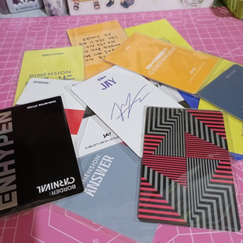 official random photocard / merch enhypen for engene