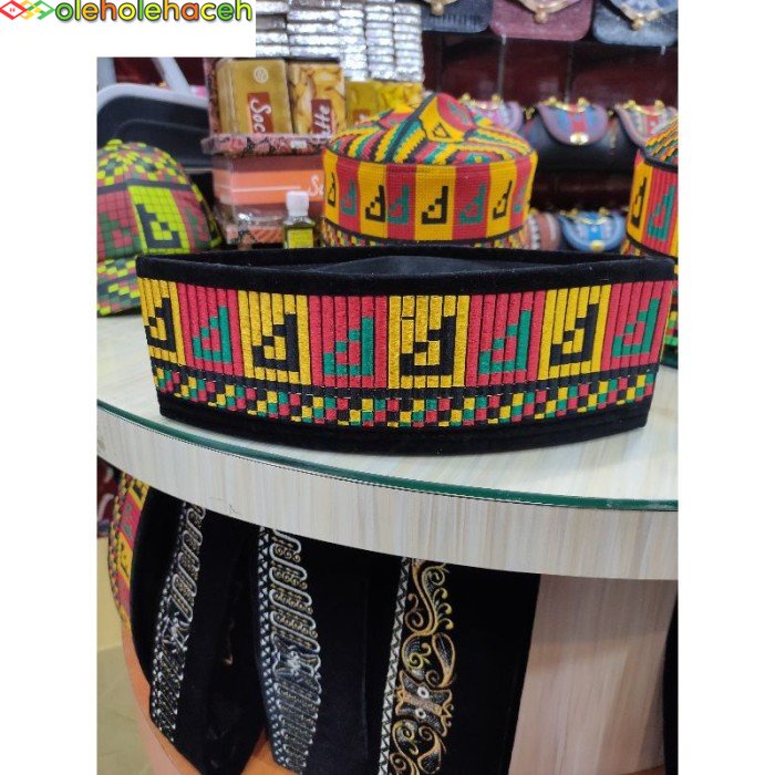 peci bordir khas Aceh | SONGKOK bordir meukeutop Aceh