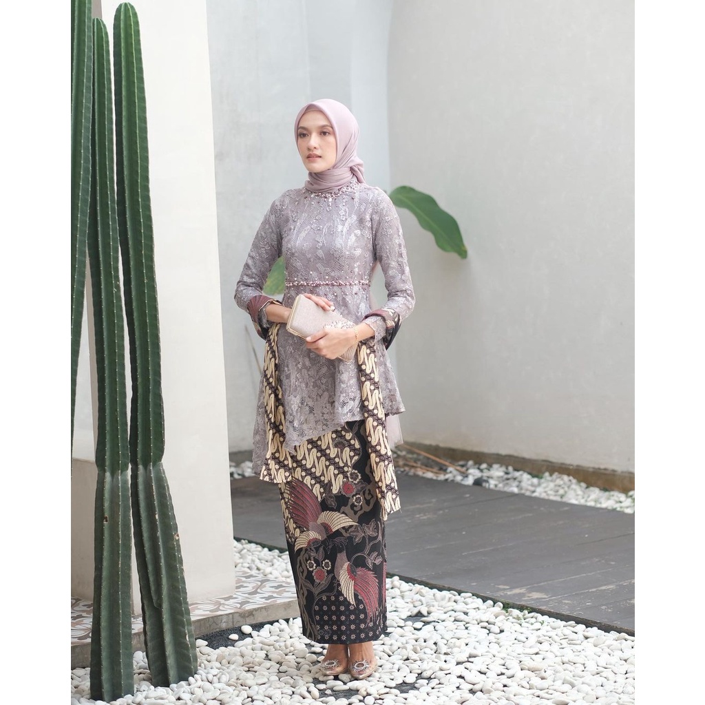 SOLO BATIK - Kebaya Batik Couple Modern Hanna Brokat Tulle Mix Payet Premium Allsize Kemeja Pria Lengan Panjang Size M, L, XL