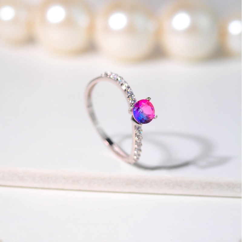 Cincin Emas Solitare Aurora Wavy - Toko Emas Gadjah