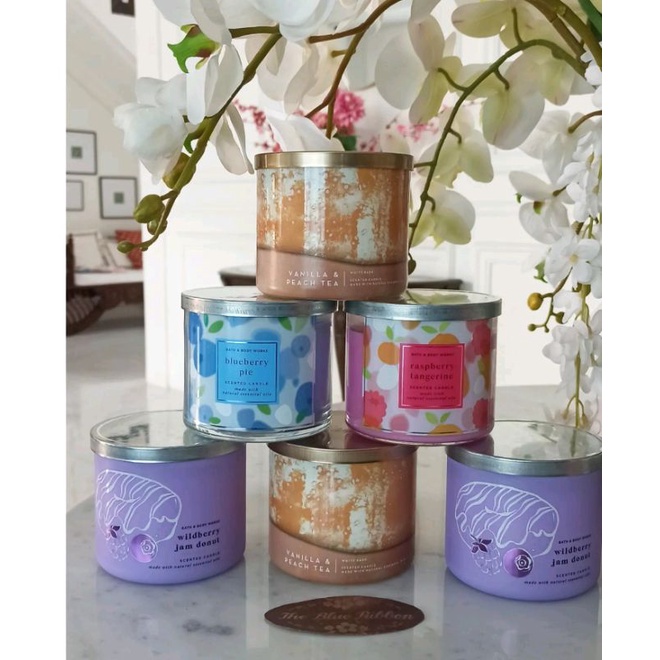 Jual BATH AND BODY 3 WICK CANDLE (WHITE BARN & FLORAL) Shopee Indonesia