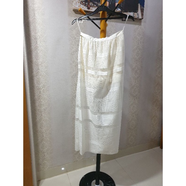 Preloved rok panjang putih size M