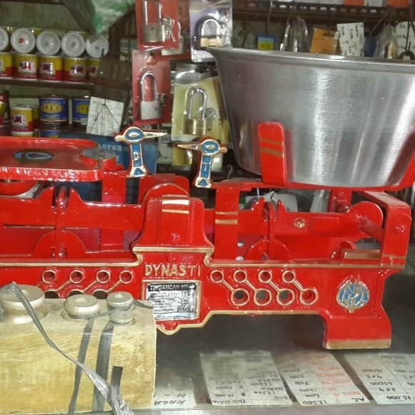 Timbangan Timbangan Duduk / Bebek Kapasitas 10 Kg Merk Dynasti