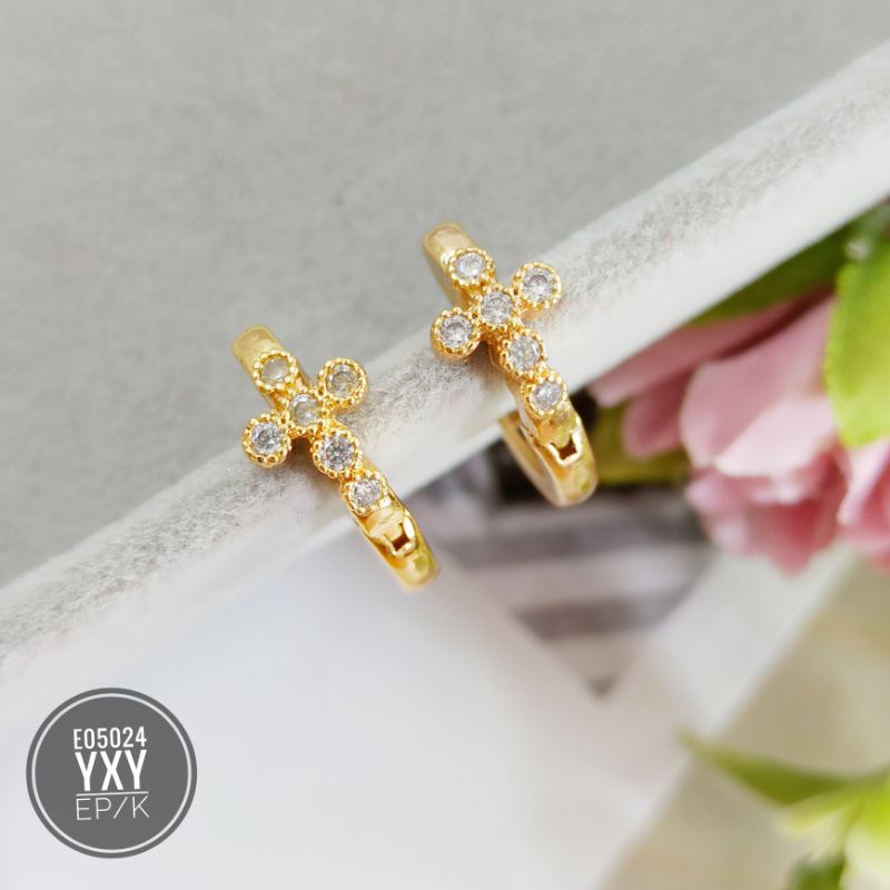 Anting yaxiya salib jepit permata zircon gold E05024