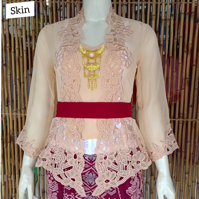 Jual KEBAYA BALI JADI BORDIR SUTRA CREFF | KEBAYA BORDIR LENGAN LONCENG ...