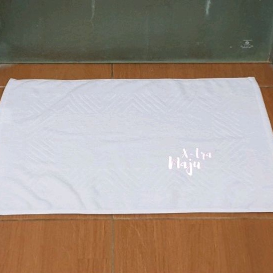 Keset Handuk Hotel Putih 40x60cm - TEBAL MERESAP