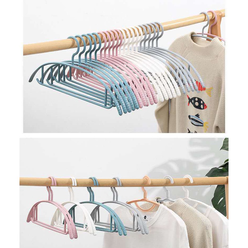 ANTI SLIP HANGER GANTUNGAN BAJU PLASTIK PAKAIAN LAUNDRY CLOTH WARNA HANGER BAJU 1 SET ISI 10PCS