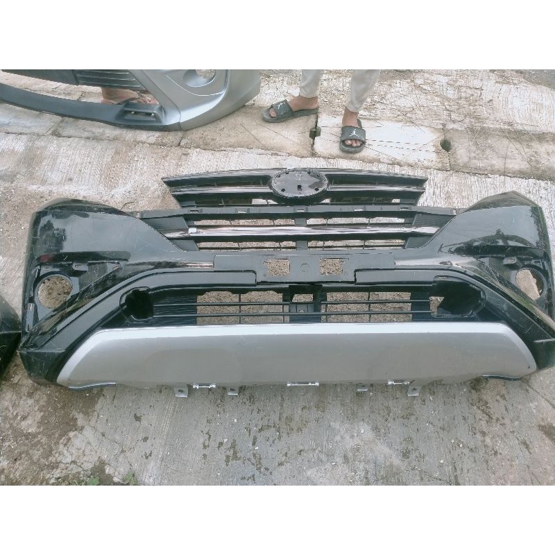 bemper depan Toyota Rush 2019