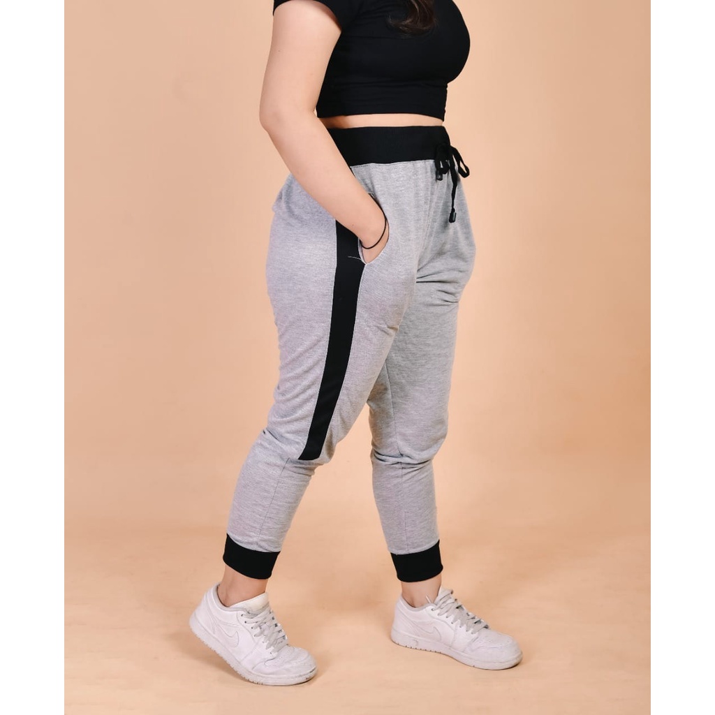 https://shopee.co.id/Celana-olahraga-training-panjang-Nike-trackpants-celana-olahraga-pria-wanita-celana-olahrga-terbaru-i.213887555.15147755217?sp_atk=983415ed-fb2d-4768-85fe-3ab47cedbb81&amp;xptdk=983415ed-fb2d-4768-85fe-3ab47cedbb81#:~:text=Star%2B-,Celana