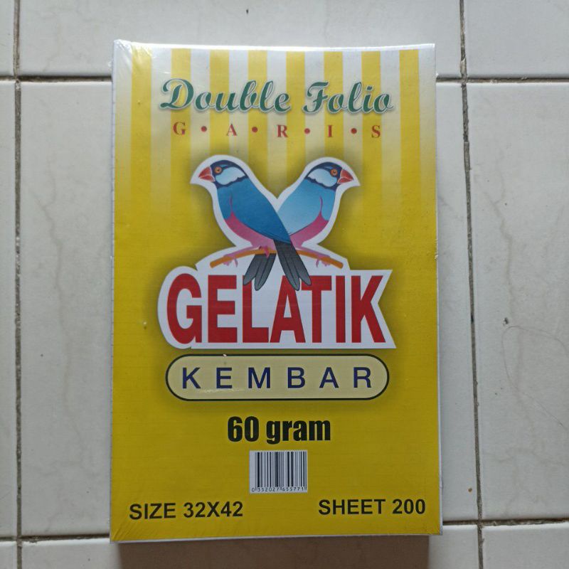 

Gelatik Rulling Folio 200 lembar 60 GSM Kertas Double Folio Bergaris