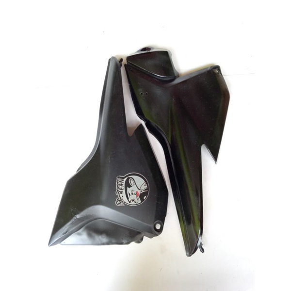 COVER TUTUP AKI ACCU HONDA MEGAPRO PRIMUS SEKEN ORIGINAL