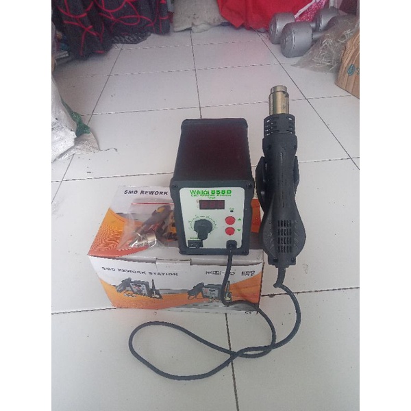 Weilai 858D Blower Digital Switching / Solder Uap / Hot Air Bekas