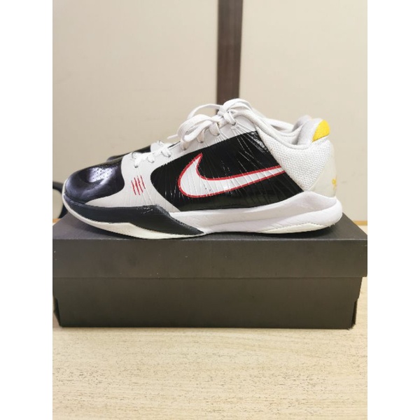 KOBE 5 PROTRO ALTERNATE BRUCE LEE