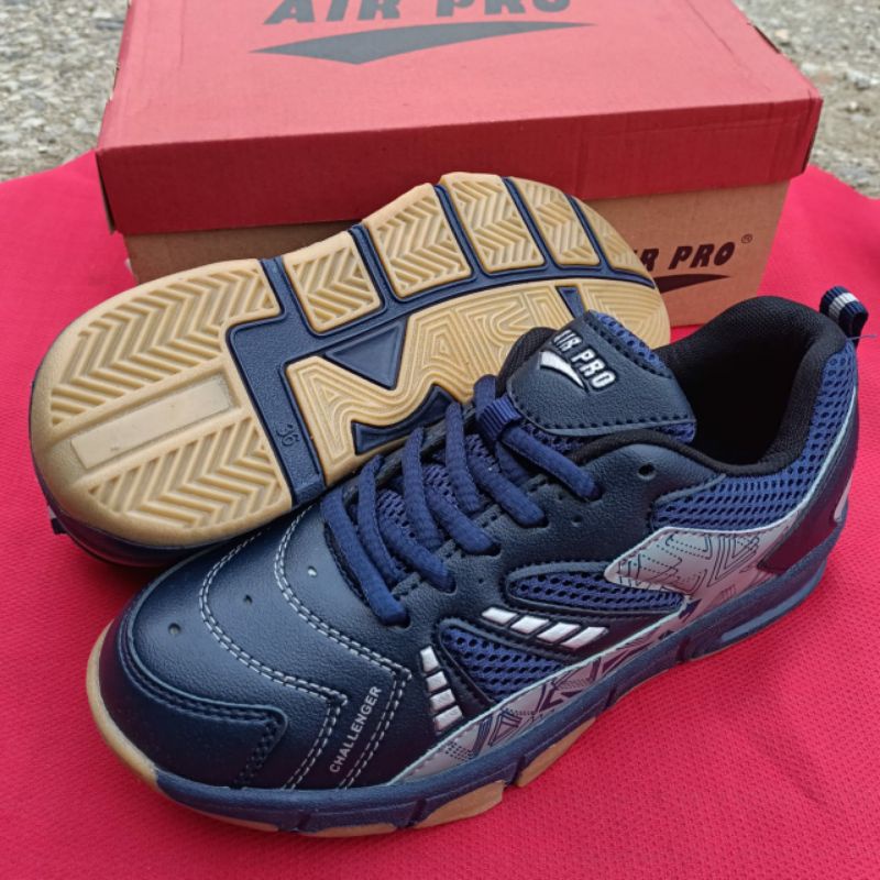 Sepatu badminton bulutangkis anak  anak sol karet , sepatu olahraga anak anak terbaru , sepatu bulut