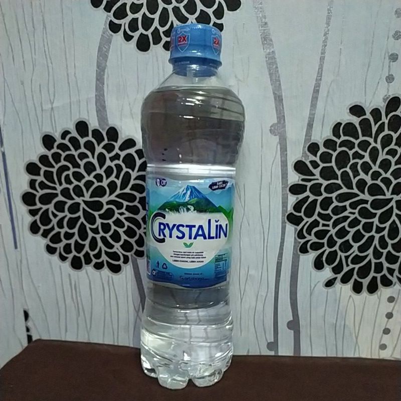 Jual crystalin air mineral kemasan 600ml | Shopee Indonesia