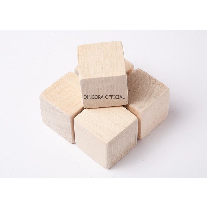 KUBUS KAYU SOLID 4cm x 4cm x 4cm