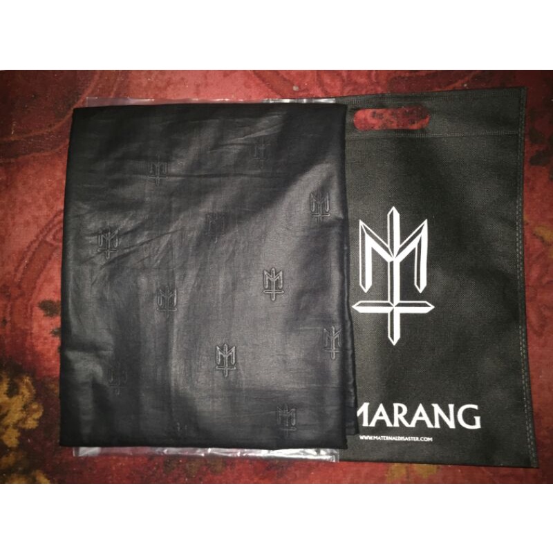 sarung maternal (throng)