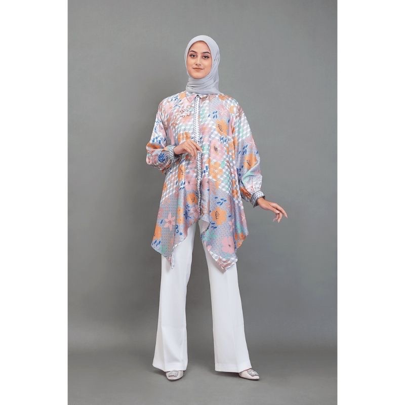 NEW - Fiori Ruffle Long Shirt (Nada Puspita)