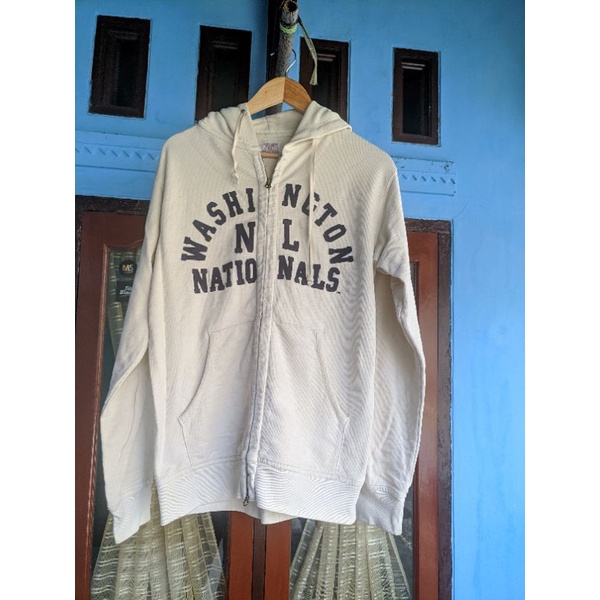 jaket uniqlo x mlb rare