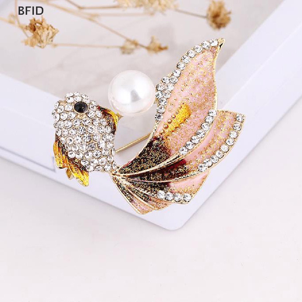 [BFID] 1pc Kristal Berlian Imitasi Ikan Mas Bros Wanita Brooch Pin Aksesoris Pakaian [ID]