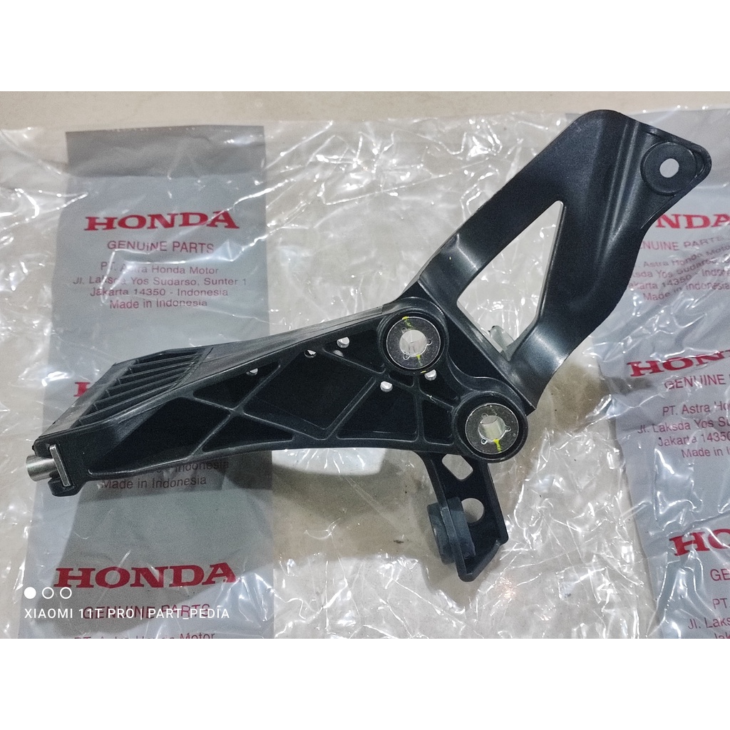 Stay comp fr cover breket dudukan panel tameng depan honda scoopy new 2022 2023 K2F dudukan tameng l