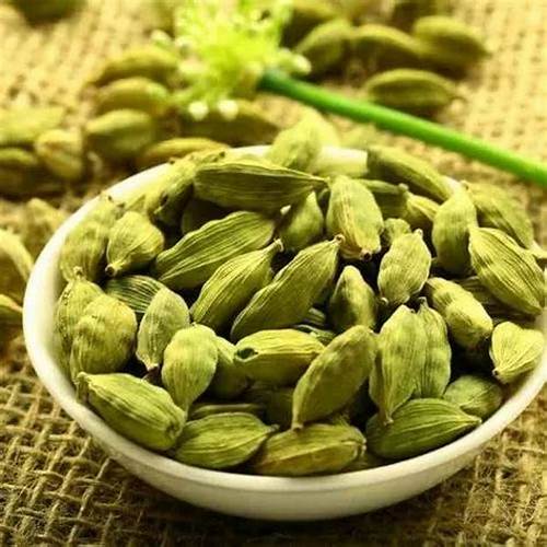 Kapulaga India (10 gram) / Kapulaga Arab / Kapulaga hijau / Cardamom