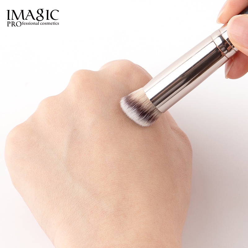 [100%ORIGINAL]Imagic Brush Makeup Bulu Lembut Untuk Concealer / Foundation
