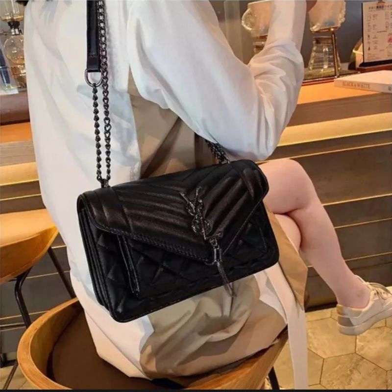 Tas Selempang Wanita Tali Rantai//Tas Fashion Wanita Terbaru//MAIRA Rumbai Garis Y Terbaru//Tas Wanita Kekinian//Selempang Wanita