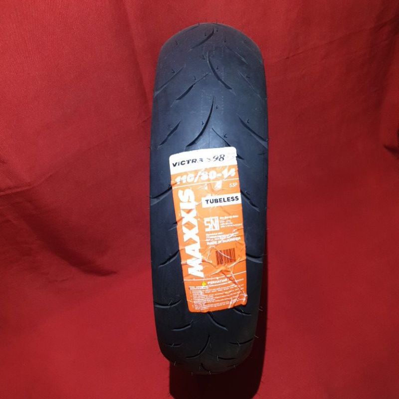 Ban Maxxis Victra 110/80-14 Tubeless