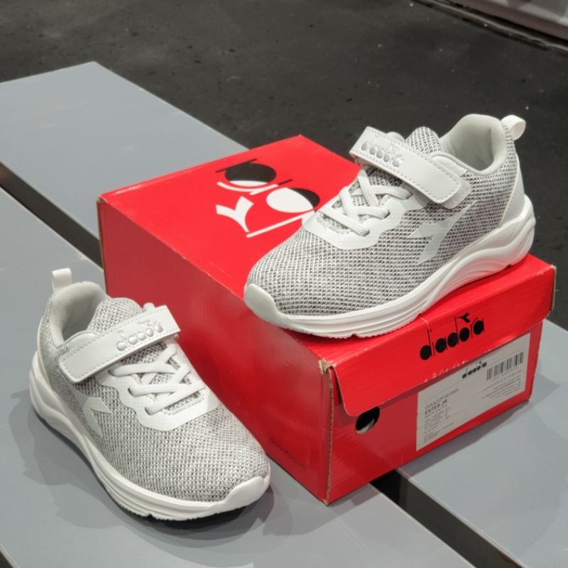 Sepatu Diadora Anak-Anak original