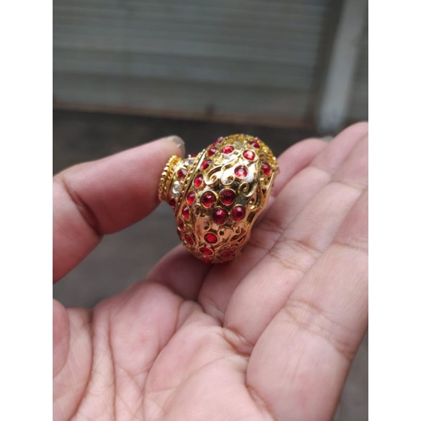 Mendak selut keris Emas