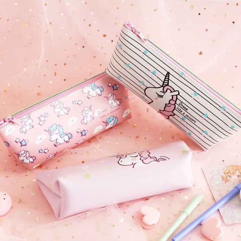 TEMPAT PENSIL MOTIF UNICORN UNTUK ANAK PEREMPUAN / UNICORN PENCIL CASE / KOTAK PENSIL BENTUK UNICORN / KOTAK PENSIL ANAK TAHAN AIR TAHAN KOTOR / TEMPAT PENSIL ANAK LUCU WARNA WARNI / PASTEL ORGANIZER / KOTAK PENSIL KAPASITAS BESAR SERBAGUNA / KUDA PONI KU