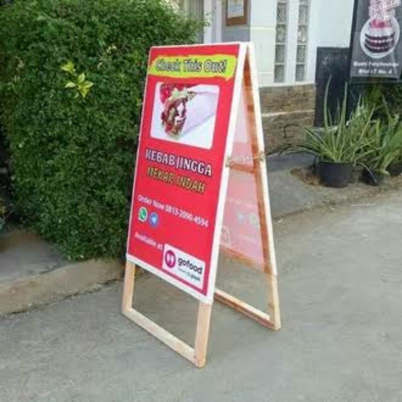 standing banner kayu murah ( Tanpa banner )